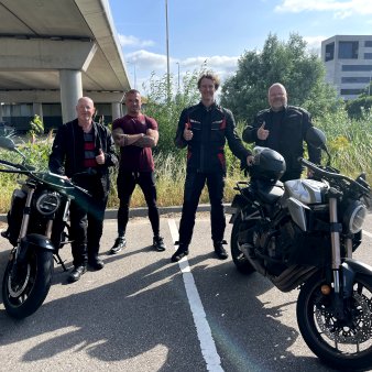 Groep motorrijlessen in Zoetermeer
